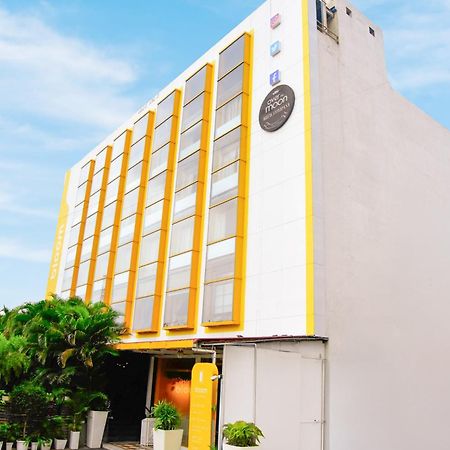 Bloom Hotel - Gachibowli Гайдарабад Екстер'єр фото