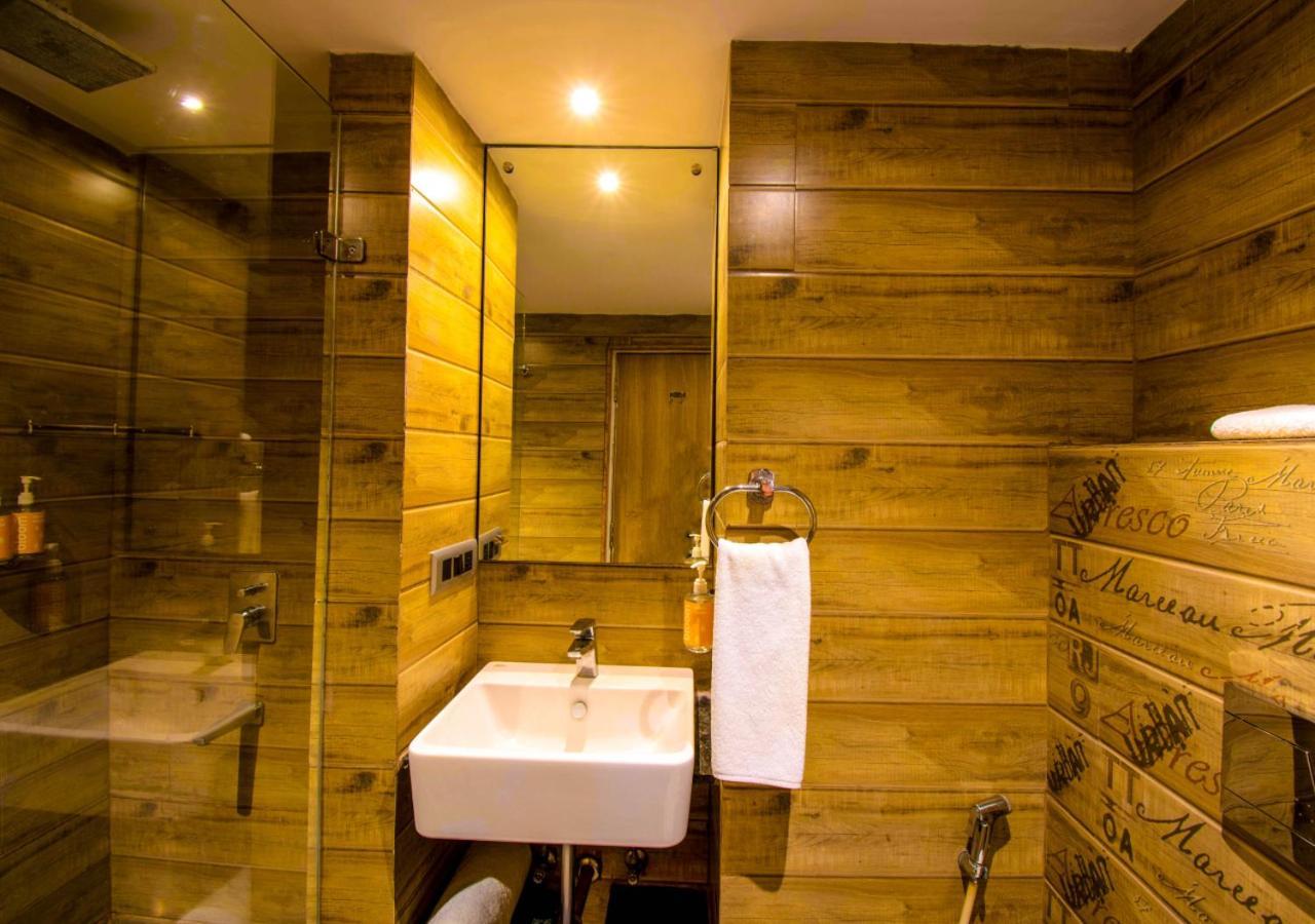 Bloom Hotel - Gachibowli Гайдарабад Екстер'єр фото