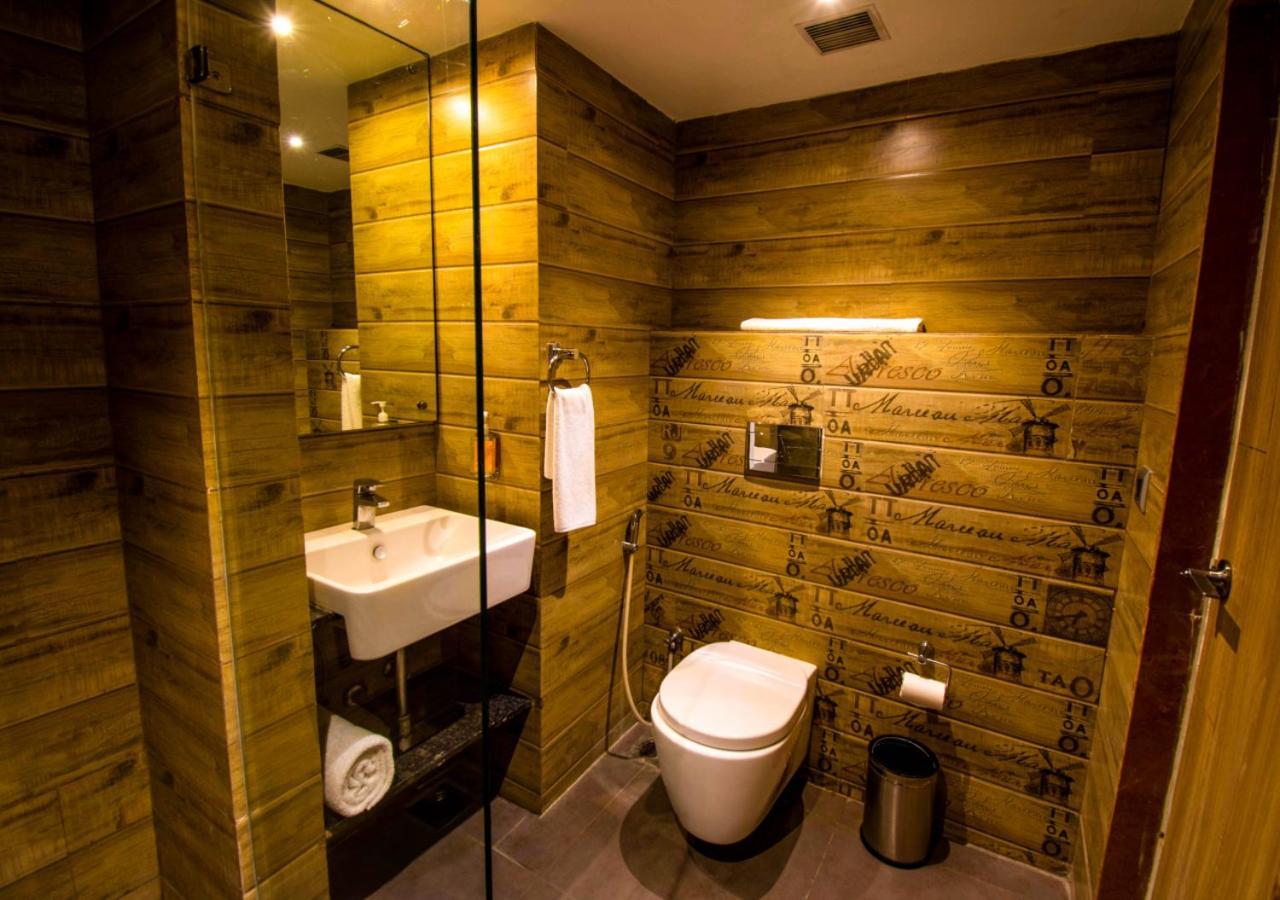 Bloom Hotel - Gachibowli Гайдарабад Екстер'єр фото